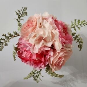 Artificial Flower/Vase